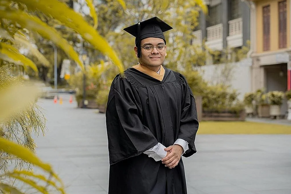 Graduating with the highest honours at SMU despite being active in community work